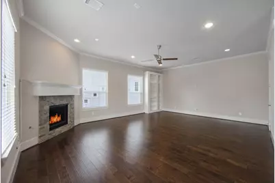 953 W 24th Street, Houston, TX 77008 - Photo 10