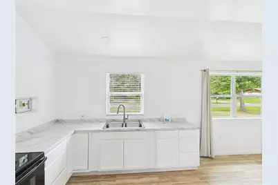 4031 Fairview Drive, Orange, TX 77630 - Photo 1