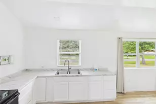 4031 Fairview Dr, Orange, TX 77630 - Photo 6