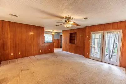 1092 South Holland Street, Bellville, TX 77418 - Photo 10