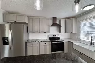 11930 Greenglen Dr, Houston, TX 77044 - Photo 6