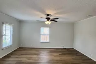 11930 Greenglen Dr, Houston, TX 77044 - Photo 4