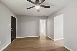 7306 Parker Rd, Houston, TX 77016 - Photo 4