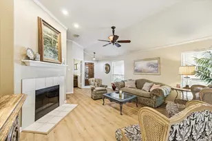 125 E Park Dr Dr, Montgomery, TX 77356 - Photo 8