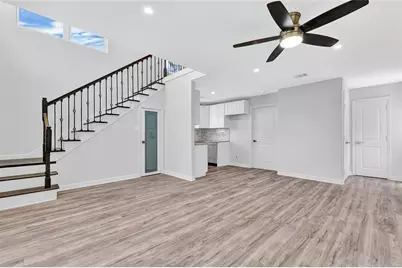 189 W Lakeview, Onalaska, TX 77360 - Photo 12