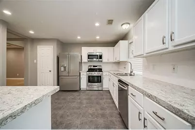 2802 Burgess Hill Court, Pearland, TX 77584 - Photo 4