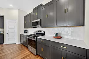 24607 Carleton Lake Ln, Tomball, TX 77375 - Photo 8