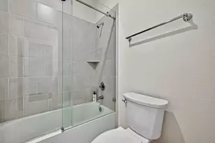 24607 Carleton Lake Ln, Tomball, TX 77375 - Photo 32