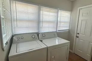 3571 Daphne St, Houston, TX 77021 - Photo 4