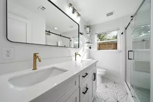 5402 Karcher St, Houston, TX 77009 - Photo 10