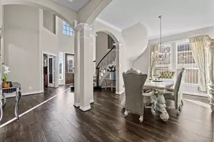 2414 Trocadero Ln, League City, TX 77573 - Photo 2
