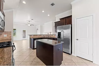 2043 Plum Rose Lane, Richmond, TX 77469 - Photo 14