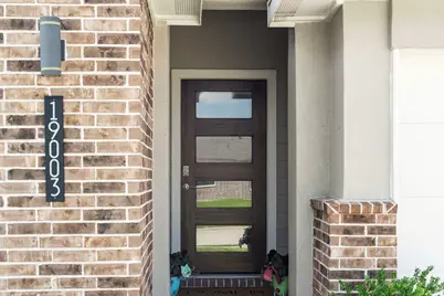 19003 Denstone Cliff Way, Richmond, TX 77407 - Photo 4