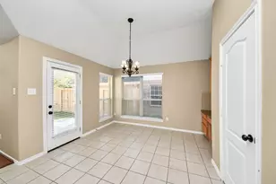 10118 Heron Meadows Dr, Houston, TX 77095 - Photo 10