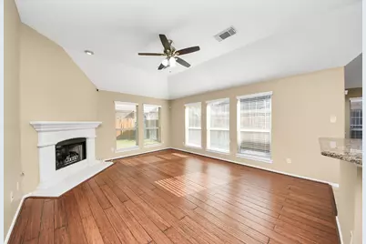 10118 Heron Meadows Drive, Houston, TX 77095 - Photo 14