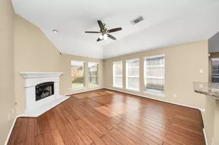 10118 Heron Meadows Dr, Houston, TX 77095 - Photo 14