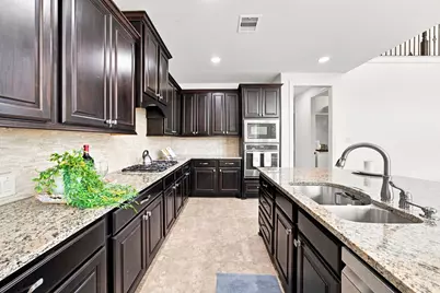 3923 Pebble Heights Lane, Sugar Land, TX 77479 - Photo 12