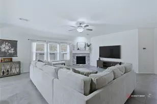 7415 Mustang Hill Ln, Spring, TX 77389 - Photo 8