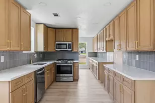 5927 Beaudry Dr, Houston, TX 77035 - Photo 16