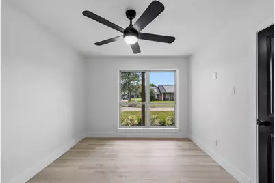 5927 Beaudry Drive, Houston, TX 77035 - Photo 28