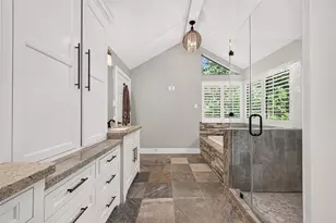 3 Hidden Deer Corner Ct, The Woodlands, TX 77381 - Photo 32