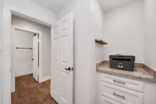 3 Hidden Deer Corner Ct, The Woodlands, TX 77381 - Photo 20