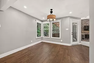 3 Hidden Deer Corner Ct, The Woodlands, TX 77381 - Photo 16