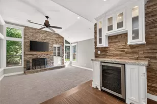 3 Hidden Deer Corner Ct, The Woodlands, TX 77381 - Photo 16