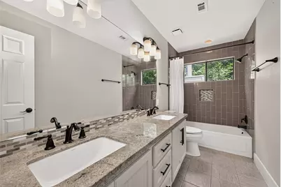 3 Hidden Deer Corner Court, The Woodlands, TX 77381 - Photo 40