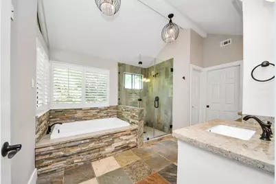 3 Hidden Deer Corner Court, The Woodlands, TX 77381 - Photo 28