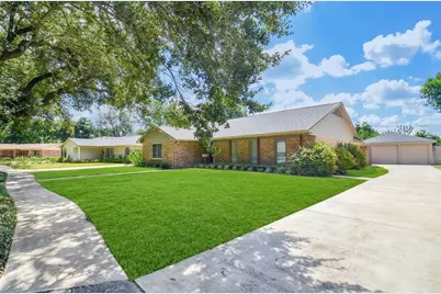 5127 Hummingbird Street, Houston, TX 77035 - Photo 2