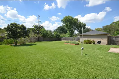 5127 Hummingbird Street, Houston, TX 77035 - Photo 26