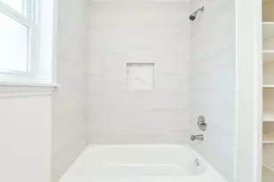 5127 Hummingbird St, Houston, TX 77035 - Photo 22