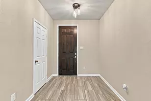 13050 Chestnut Stream Trail, Houston, TX 77070 - Photo 6