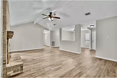 141 W Woodstock Circle Drive, The Woodlands, TX 77381 - Photo 18