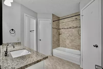 141 W Woodstock Circle Drive, The Woodlands, TX 77381 - Photo 26