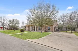 7034 Sherwood Dr, Houston, TX 77021 - Photo 2