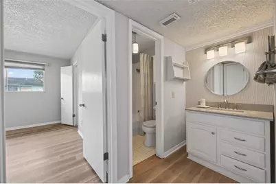 1516 Bay Area Boulevard #H10, Houston, TX 77058 - Photo 16