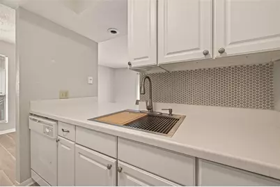 1516 Bay Area Boulevard #H10, Houston, TX 77058 - Photo 8