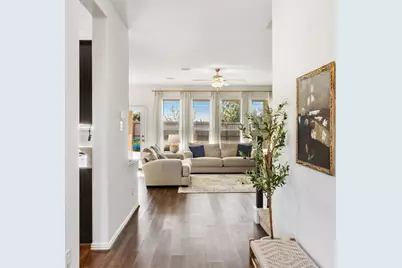 15318 Spring Lake Avenue, Mont Belvieu, TX 77523 - Photo 6