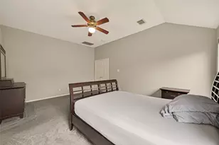 546 Ivy Cross Ln, Sugar Land, TX 77479 - Photo 32