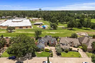 11602 Taos Ln, Houston, TX 77070 - Photo 32