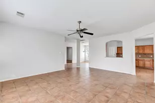18203 Maple Arbor Ct, Cypress, TX 77429 - Photo 16