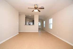 10015 Bitternut Hickory Ln, Tomball, TX 77375 - Photo 8