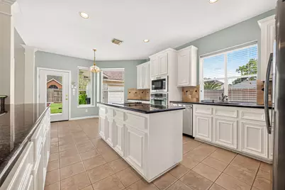 1711 Emma Cove Court, Sugar Land, TX 77479 - Photo 18