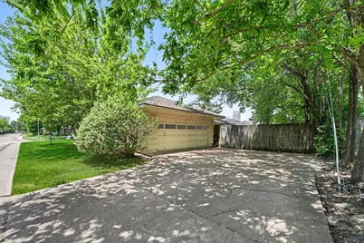 6267 Chevy Chase Drive, Houston, TX 77057 - Photo 20