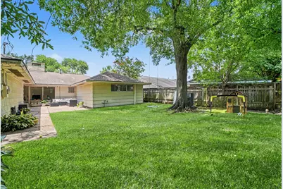 6267 Chevy Chase Drive, Houston, TX 77057 - Photo 22