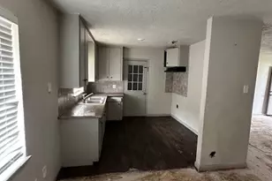 9122 Laura Koppe Rd, Houston, TX 77078 - Photo 4