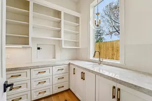 1306 Curtin St, Houston, TX 77018 - Photo 8
