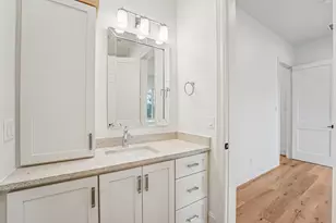 1306 Curtin St, Houston, TX 77018 - Photo 34